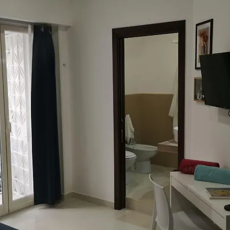 Tulla's בית הארחה 4*