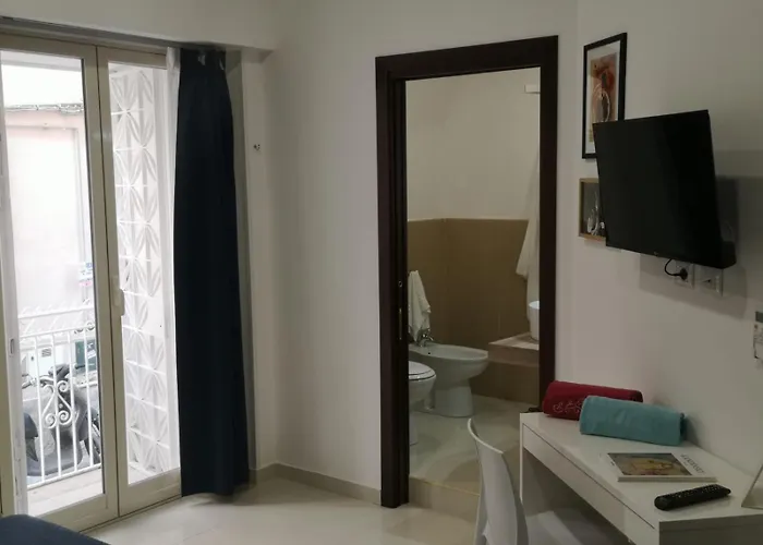 Tulla's ゲストハウス 4*