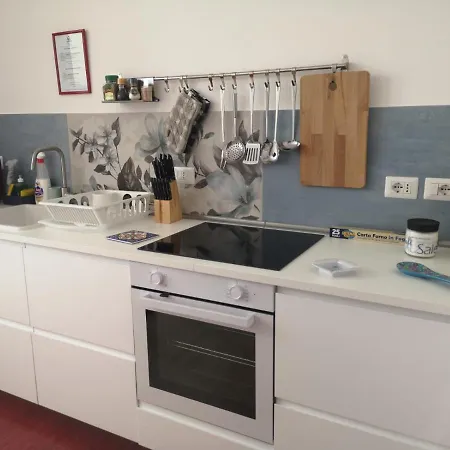 Tulla's Pensionat Giardini Naxos